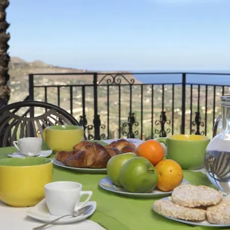 Monte Sole فيلة سكوبيلو